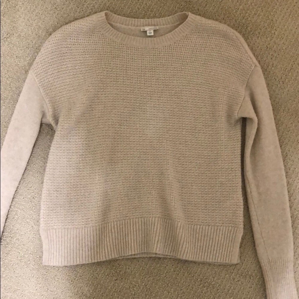 gap cream sweater